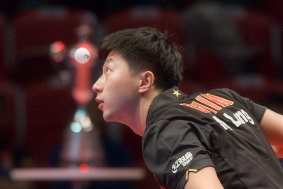 Final mellan Ma Long och Fan Zhendong i Liebherr Men's World Cup Table Tennis 2015